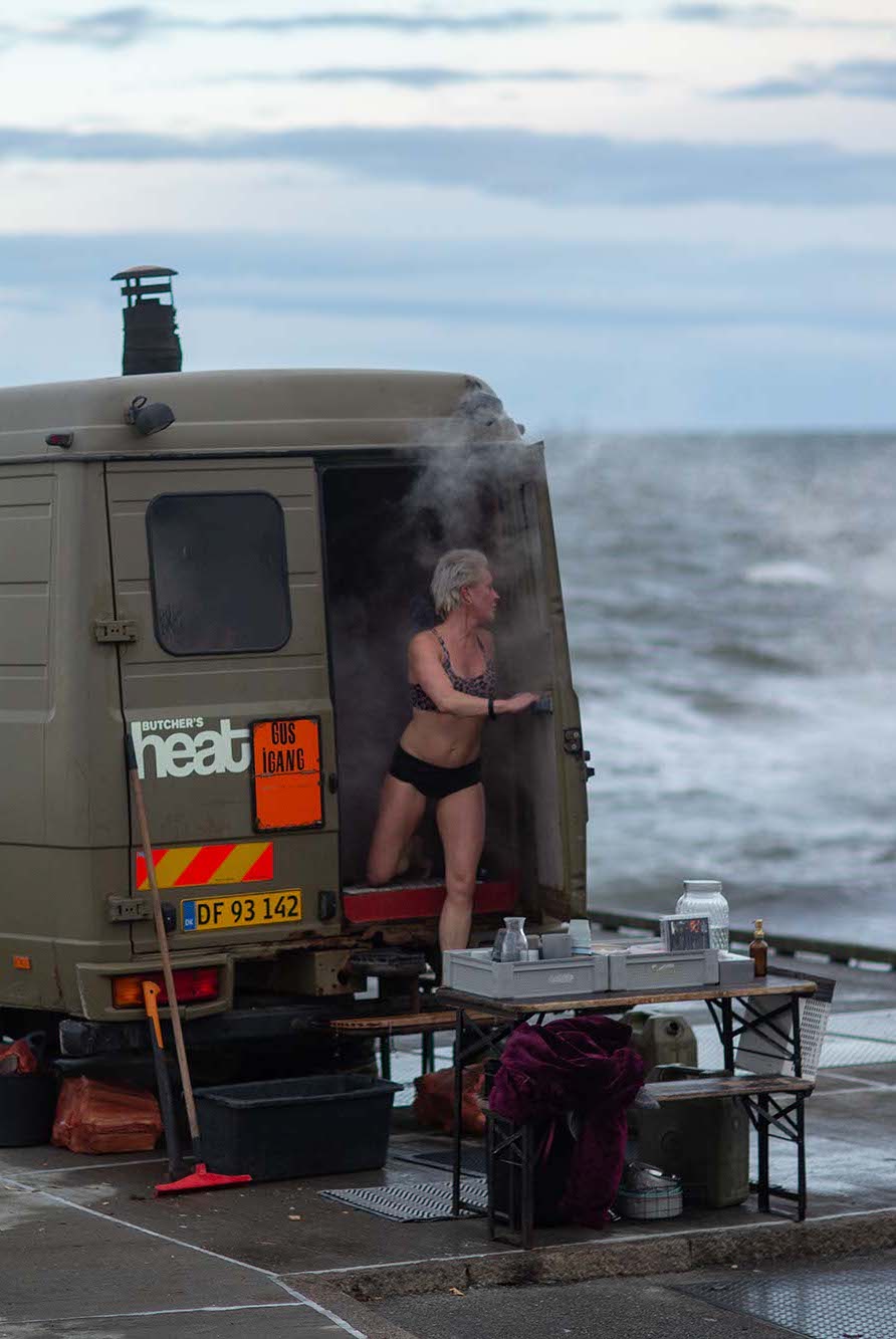 Saunagus i truck ved havet